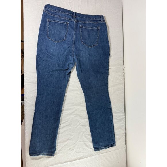 Old Navy Womens Medium Blue Regular Fit Denim Jeans Size 14 Standard Durable Cot - Picture 2 of 4